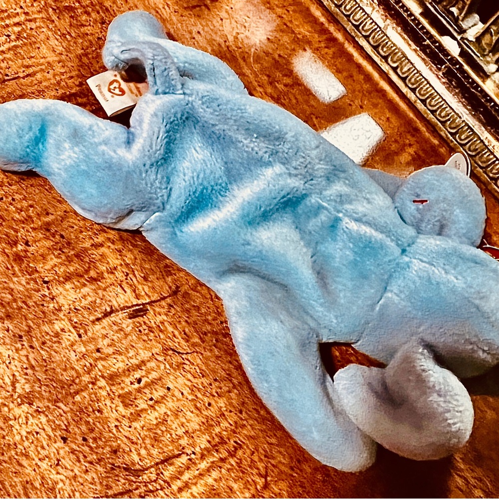 **RARE** Original TY Beanie Baby **worth over $5000 to collectors….*